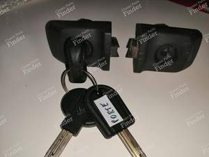 2 locks and keys - CITROËN XM - thumb-0