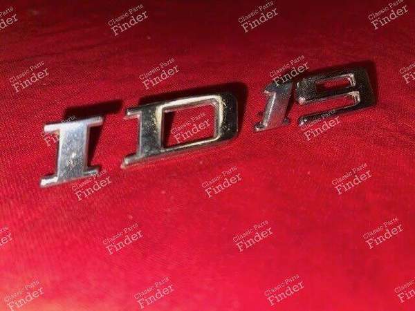 ID19 trunk emblem - CITROËN DS / ID - 1