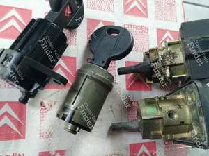 Paar Tür-/Handschuhfach-/Hintertürschlösser - CITROËN XM - thumb-2