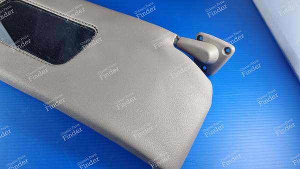 Pare soleil passager beige côté droit - PEUGEOT 305 - 2