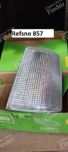 Left front turn signal light - Phase 1 - RENAULT 25 (R25)