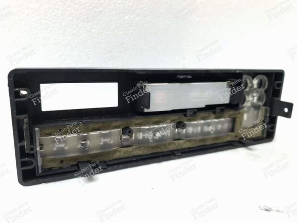 Clarion PU-9358A Boutons du couvercle de la radio - CITROËN XM - PU-9358A- 5