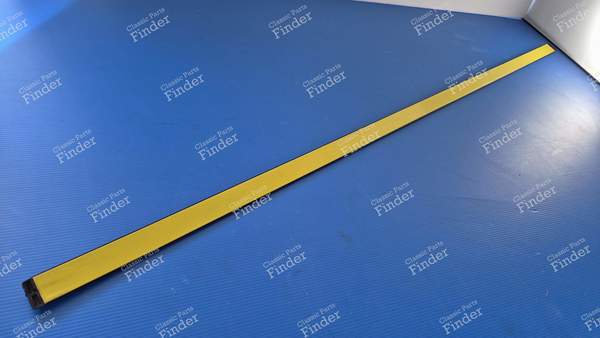 Kotflügelschutzleiste hinten rechts - Version Kombi - PEUGEOT 504 - 8564.59- 3