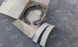 Rear Brake Shoes - NISSAN Vanette (C22)