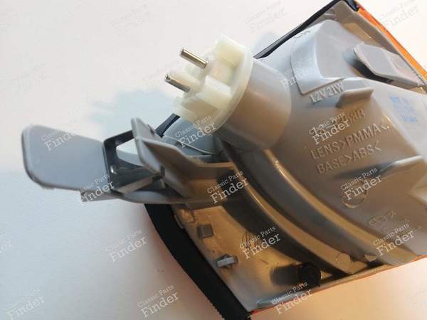 Left front turn signal - MERCEDES BENZ C (W202) - Equiv. A2028260143- 4