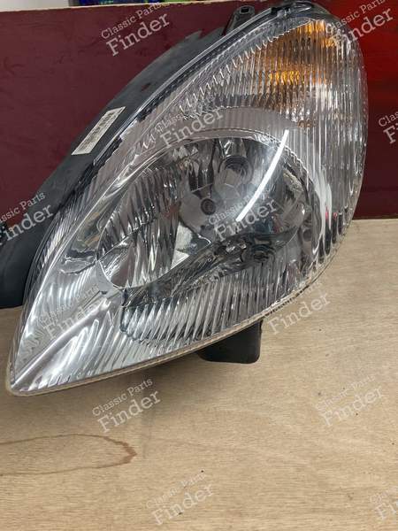 Left headlight optics - CITROËN Xsara Picasso - 89300195- 0