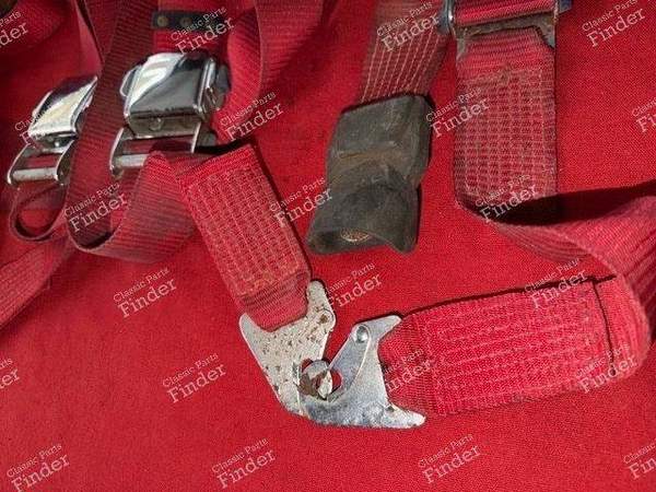 Jeu de ceintures de sécurité rouge - CITROËN DS / ID - 3