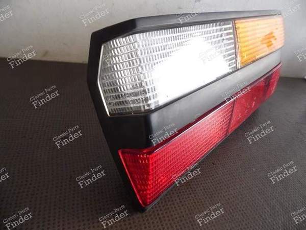 RIGHT TAIL LIGHT 6321381364 BMW E28 - BMW 5 (E28) - 6321381364- 8