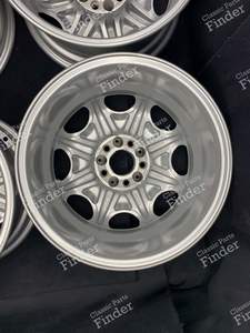 Original Mercedes Eight Holes Alloy Wheels - 7.5Jx16 ET51 - MERCEDES BENZ S (W140) - 1404000902- thumb-8