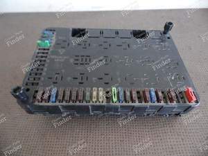 PLATINE PORTE FUSIBLES ET RELAIS - Phase 2 - PORSCHE 944 - 94461011000- thumb-0