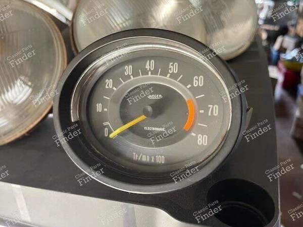 Rev counter - CITROËN SM - 3053360105 (?)- 1