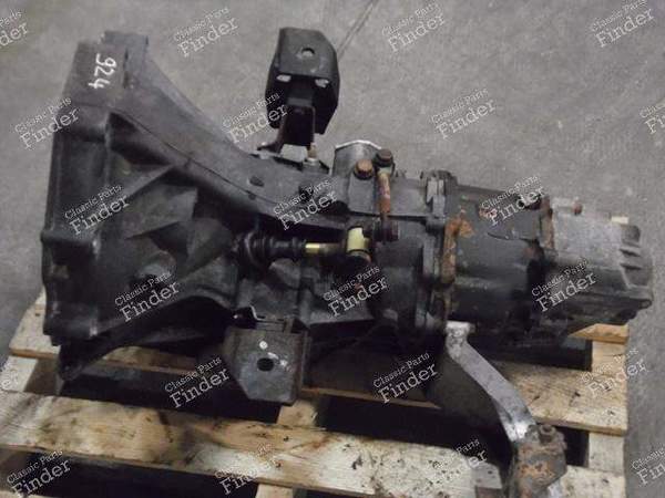 MD" GEARBOX - PORSCHE 924 - 016300043K- 2