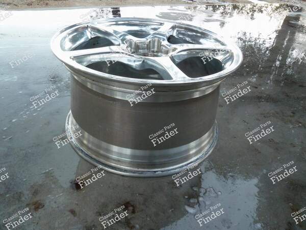 Original polished alloy wheel - CHEVROLET Corvette C5 - 5
