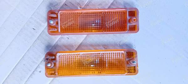 Pair of turn signal studs - AUDI 80 (B1) - 3320015 / 32728R6- 1