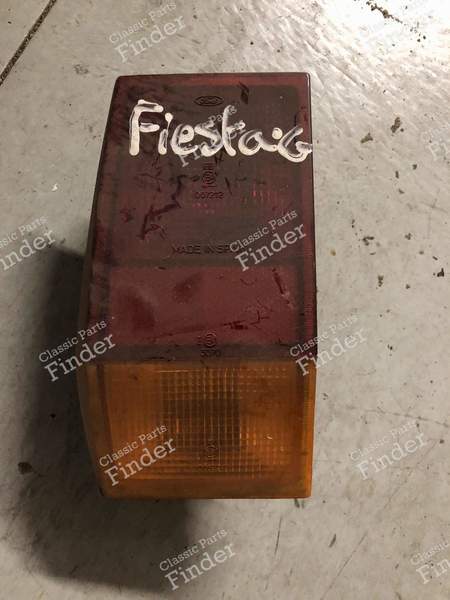 Rücklicht links - FORD Fiesta - 77FG13A602AA- 0