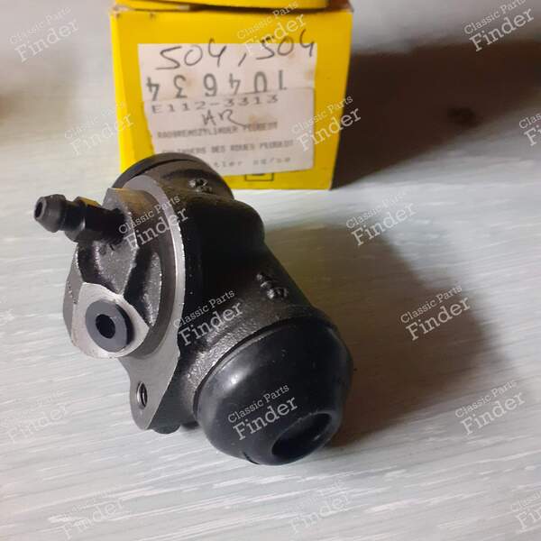 Rear brake cylinder - PEUGEOT 504 - 1046.34- 0