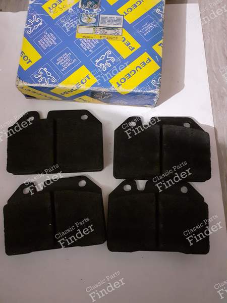 Front brake pads - 204-304-404 - PEUGEOT 404 - 4245.53- 0