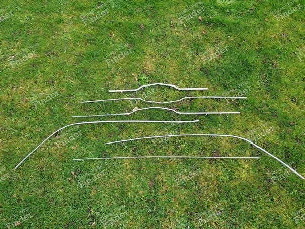 Seiten- und Kühlergrillbeschläge - FORD Taunus TC1 / Cortina MK III 