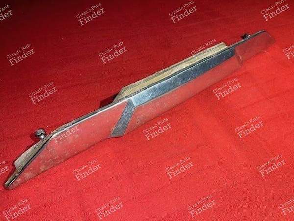 Eclairage de plaque arrière - CITROËN SM - 1