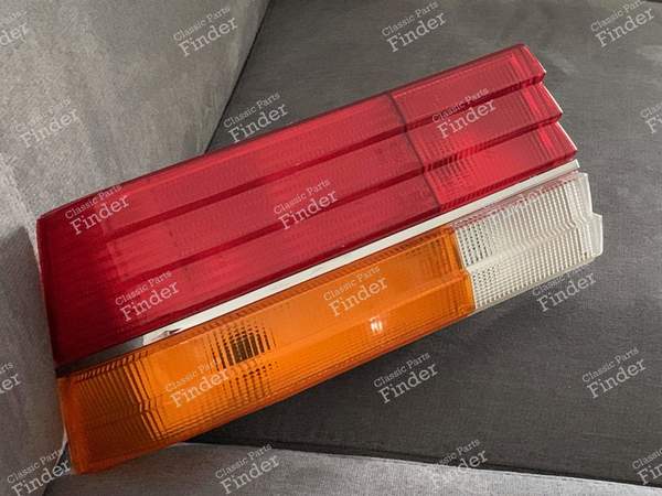 Rücklicht links - Phase 1 - RENAULT 25 (R25) - 082302 / 20984192- 2