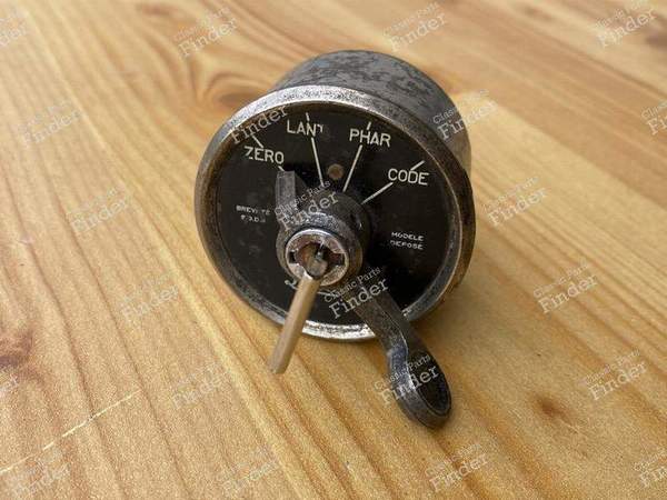 Jaeger switch - AVIONS VOISIN C14 - 0