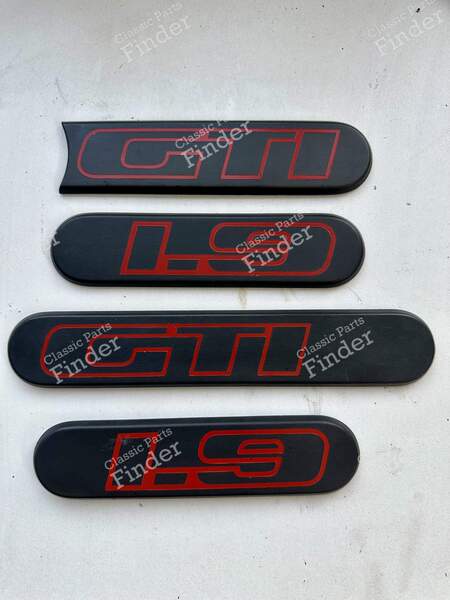 Rear quarter-window emblems - GTI 1.9 version - PEUGEOT 205 - 9252352480 /  9253536680- 0