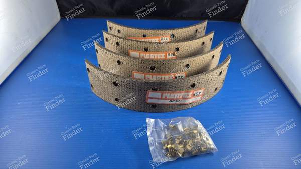 Jeu de 4 garnitures de mâchoires de frein arrière - RENAULT 12 / Virage (R12) - 520705- 2