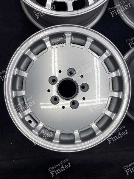 'Sportline Gullideckel' Alloy Wheels 7Jx15 ET41 - MERCEDES BENZ E (W124) - 1244010902- 4
