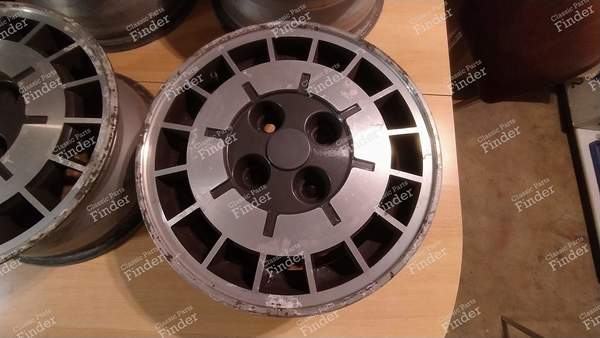 Alloy wheels (set of 4) for R18 phase 2 - RENAULT Fuego - 2