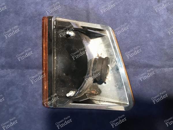 Feu clignotant avant droit - CITROËN C32 / C35 - 95604093 / 14586- 1