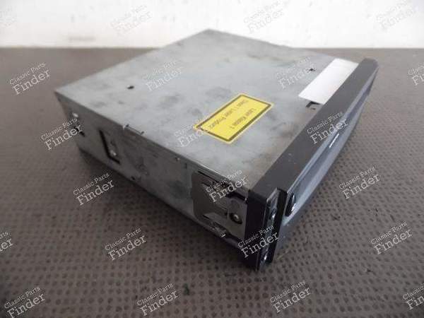 DVD-PLAYER NAVIGATION - PORSCHE 996 & 986 - PORSCHE 911 (996) - 99664212200EFR équivalente à 99664212201EFR, 99664212202EFR et 99664212203EFR- 2