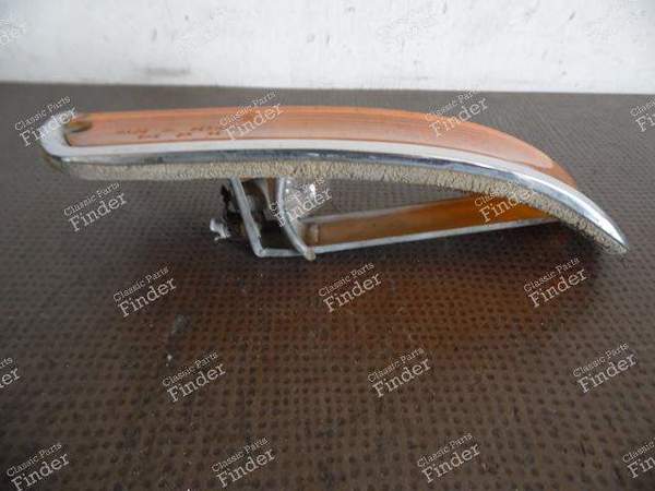 RIGHT FRONT TURN SIGNAL 63138454103 BMW SERIE 02 / E10 - BMW 1502 / 1602 / 1802 / 2002 / Touring (02-Serie) - 63138454103- 4