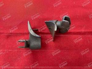 Paar obere und untere Luftleitblechhalterungen - CITROËN Traction Avant (7 / 11 / 15) - thumb-3