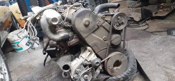 Motor und Getriebe Audi 100 2.1L Benziner - AUDI 100 / 200 / 5000 (C3) - 0