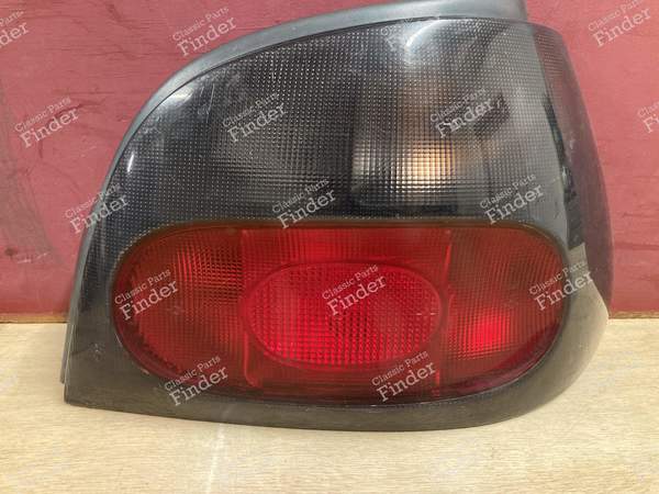 Right rear light phase 1 - RENAULT Mégane I - 7701040646- 0