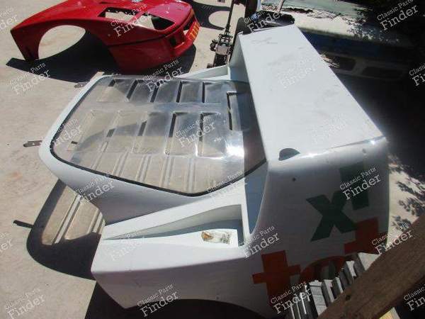 Capot arrière - FERRARI F40 - 4