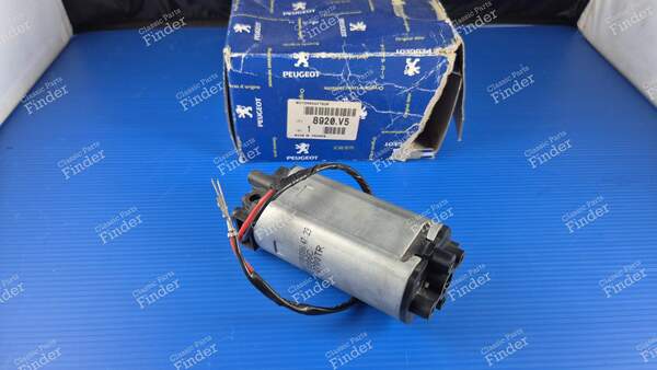 Passenger Seat Adjustment Motor - PEUGEOT 406 - 8920V5- 0