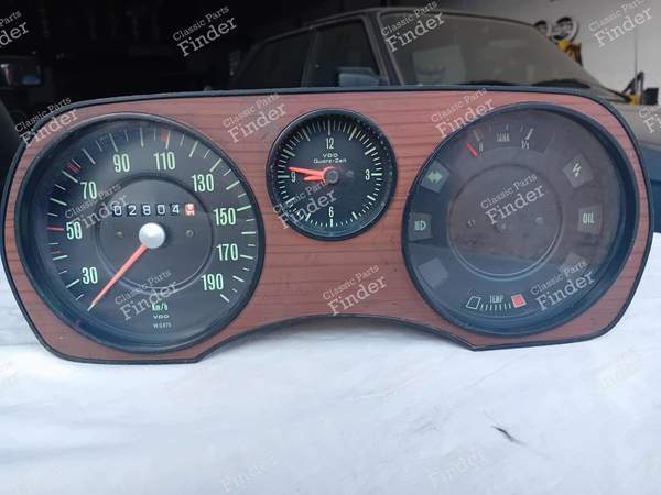 Meter block with clock - AUDI 80 (B1) - W0975- 0