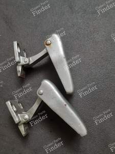 Pair of convertible top hinges - MG MGB / MGC