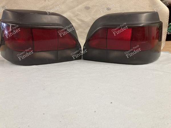 Left and right rear lights - RENAULT Clio 1 - 7701039014 (L) / 7701039013 (R)- 0