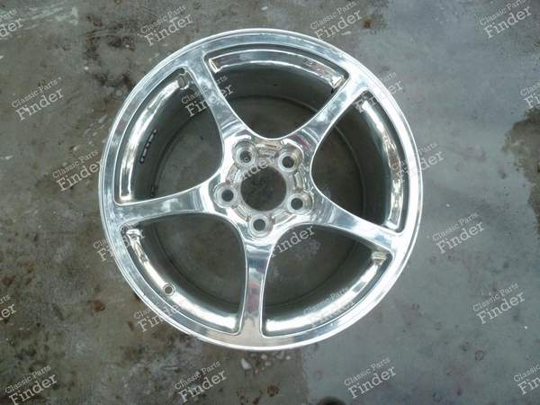 Original polished alloy wheel - CHEVROLET Corvette C5 - 0