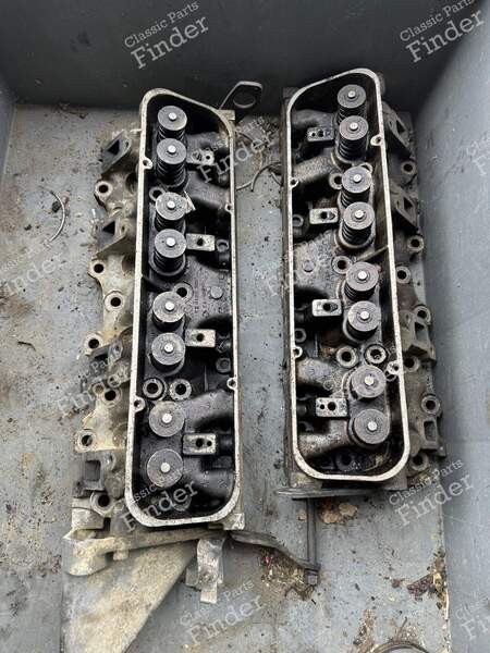 3.5 V8 Engine Cylinder Heads - LAND ROVER Range Rover - 1