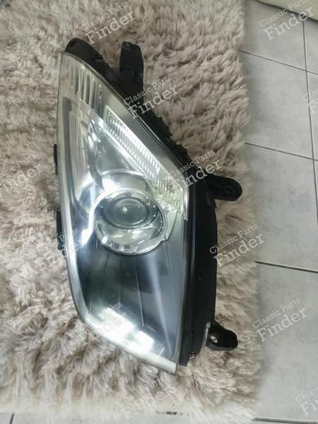 Right front headlight - CITROËN C6 - 9660983180 / 1307329100- 0