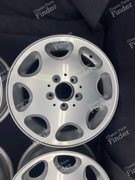 Original 'Sportline' Eight Holes Alloy Wheels 7Jx15 ET41 - MERCEDES BENZ E (W124) - 1244011302- 2