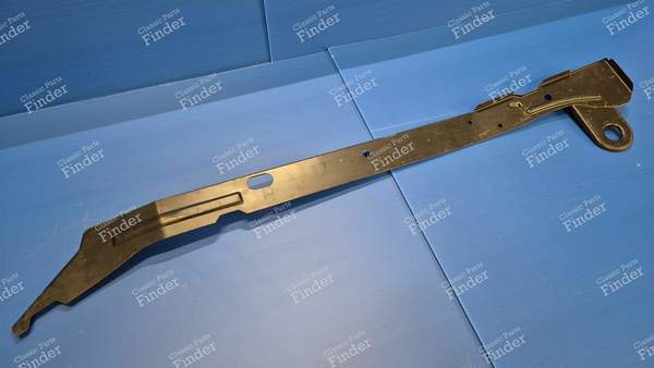 Traverse renfort de plancher arrière - Coté droit - PEUGEOT 305 - 725242- 1