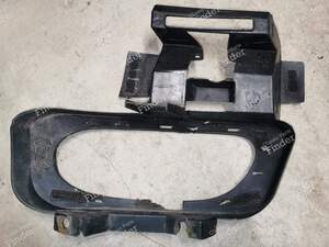 Halterung für den linken Nebelscheinwerfer - PEUGEOT 406 Coupé - thumb-1