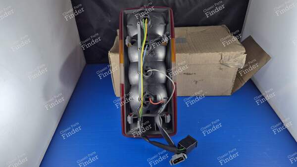Complete right or left taillight - PEUGEOT J9 - 72275 / 634066- 3