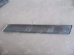 REAR RIGHT FENDER GRILLE RENAULT R5 - RENAULT 5 / 7 (R5 / Siete) - 7700631791- thumb-2