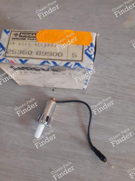 Interrupteur d'ouverture de porte - NISSAN Bluebird (U11) - 2536089900- 0