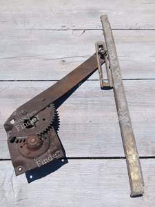 Manual Window Regulator Rear Right - MERCEDES BENZ /8 (W114 / W115) - A1087350402- thumb-1